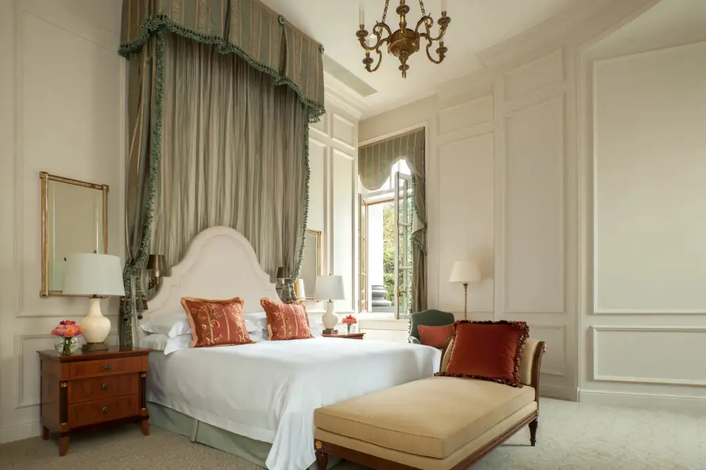 Санкт-Петербург: Отель Four Seasons Lion Palace St. Petersburg