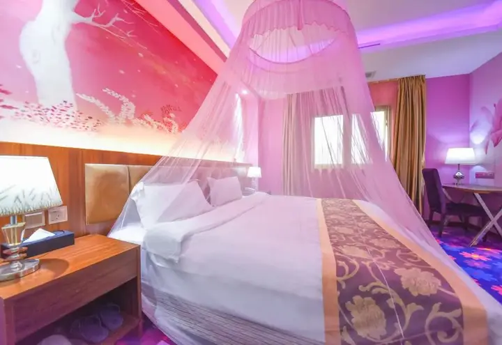Чэнду: Huaxiang Shengshi Hotel