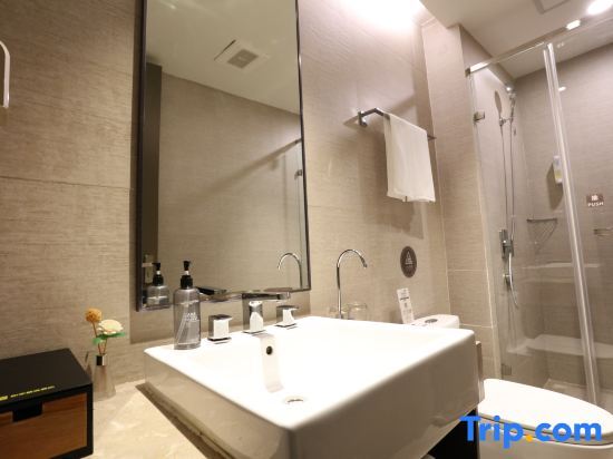 Сиань: Homeinn Plus Hotel (Xi'an Gaoxin South Second Ring Fengqing Park Subway Station)