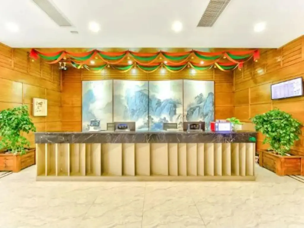 Ханчжоу: Huayue Songquan Holiday Hotel Lin'an