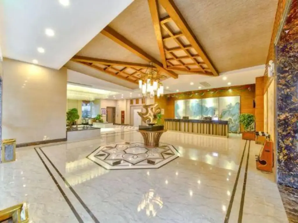 Ханчжоу: Huayue Songquan Holiday Hotel Lin'an