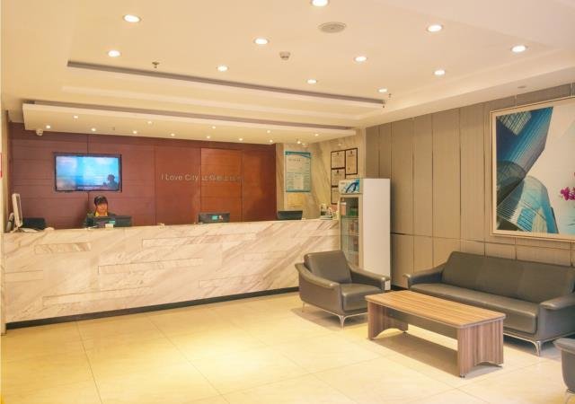 City Comfort Inn Wuhan Children's Hospital Xianggang Road Metro Station — фото 1