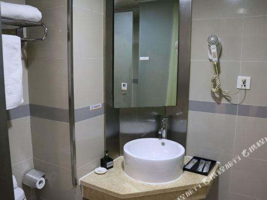 Хэфэй: Speed 8 Hotel Wuhu Road Shop