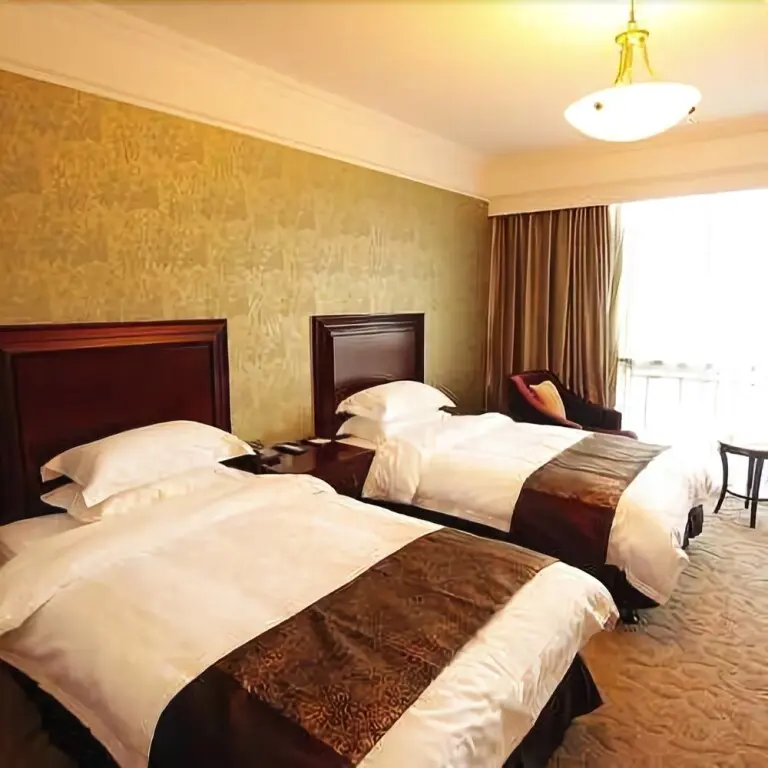 Цзясинь: Home Inn Huaxuan Select Hotel (Jiaxing Wanda Plaza Branch)
