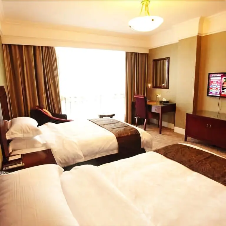 Цзясинь: Home Inn Huaxuan Select Hotel (Jiaxing Wanda Plaza Branch)