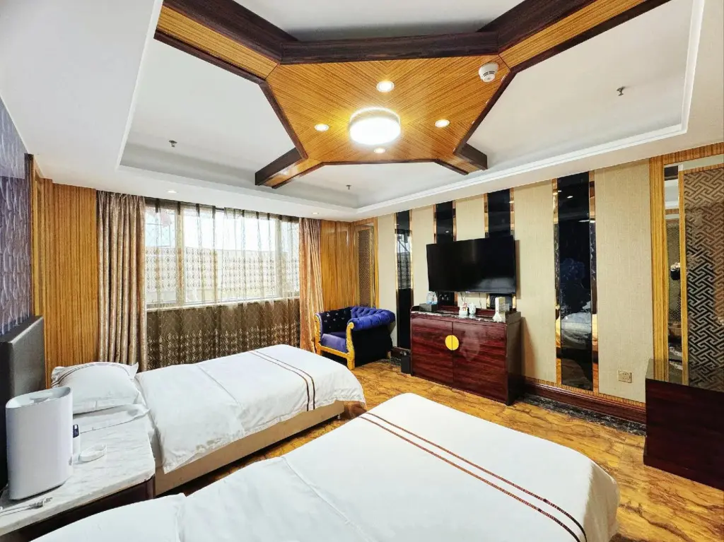 Чанцзи: Hongdu International Hotel
