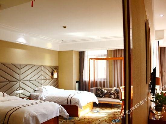 Shengjing Holiday Inn — фото 1