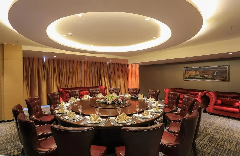 Байинь: Parkside Plaza Hotel Baiyin