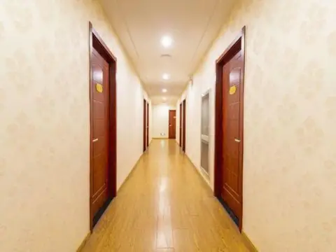 Mingyue Business Hotel — фото 1
