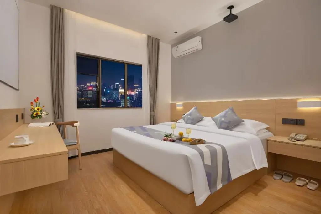 Юэян: Yueyang Jingjing Hotel (Tianlun International)