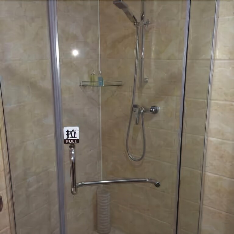 Яньтай: Jinweili Business Hotel