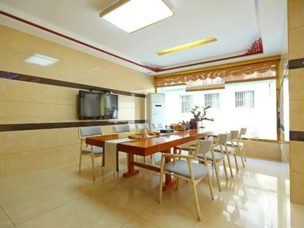 Чичжоу: Jiuhuashan Hongtai Hotel