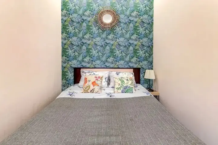 Санкт-Петербург: Home4day на ул. Марата