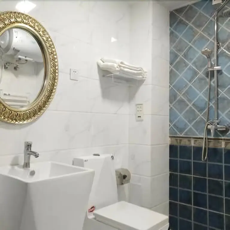 Вэйхай: Weihai YouGo Hotel Railway Station