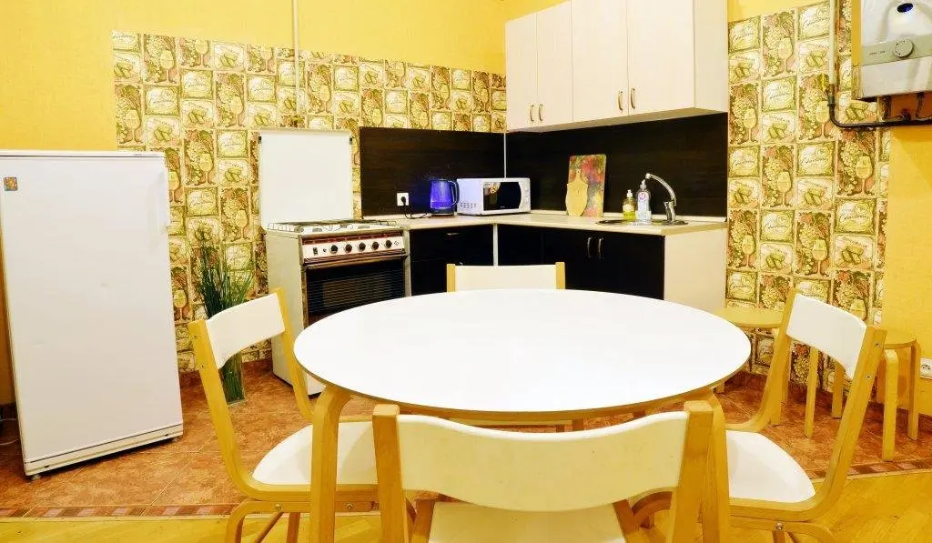 Санкт-Петербург: Apartamentyi Alehandro Na Sennoj