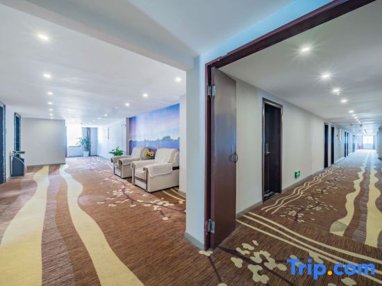 Чунцин: Jinfoshan Hotel (Chongqing Nanchuan Wanda Plaza)