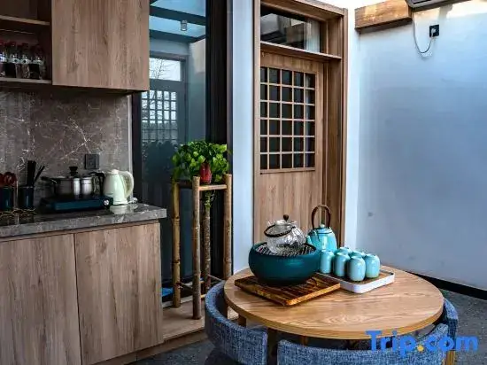 Ляньюньган: Donghai Forest Hot Spring Resort