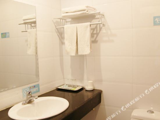 Цзюцюань: Guang Le Grand Large Hotel