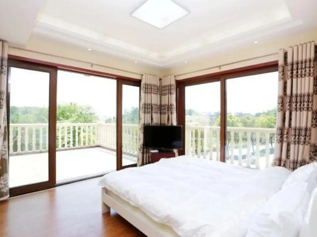 Нанкин: Qifang Renjia Hotel