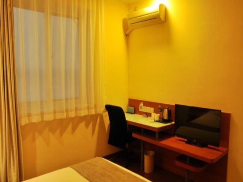 Тайюань: Shell Hotel Taiyuan Changfeng Business Zone Social Security Office Wanxiangcheng