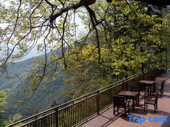 Seek Orchids Resort Hotel — фото 1