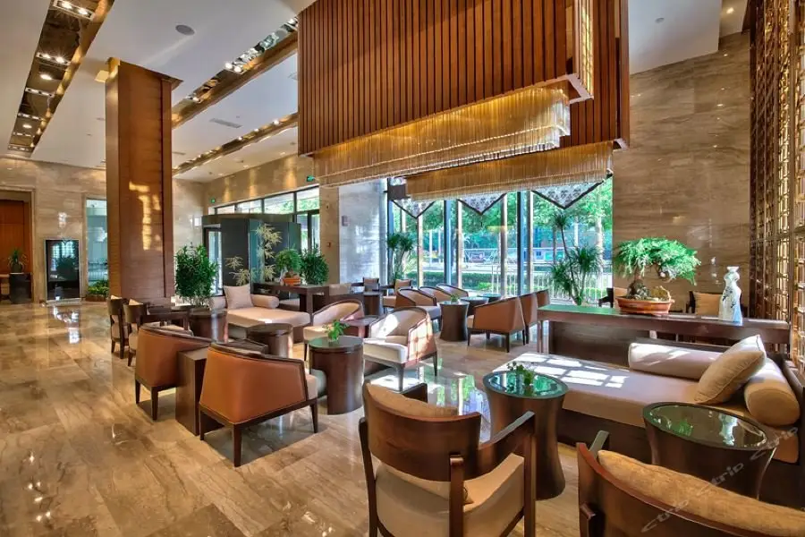 Нинбо: Yitel Trend Ningbo East Xincheng