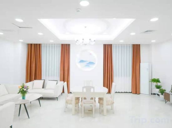Тонгюй: Xianghai International Hotel