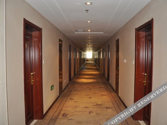 Хух-Хото: Haifeng Hotel (Hohhot East Station Branch)