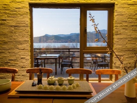 Лицзян: Hualou Love Song · Lugu Lake Sunshine Boutique Inn