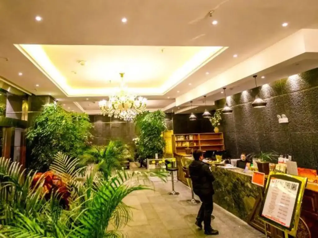 Дали: Eryuan Hotel
