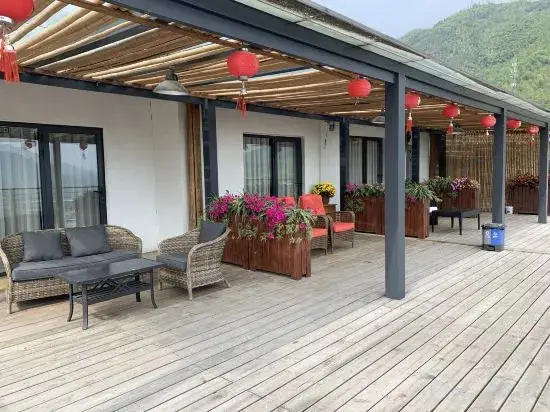 Хучжоу: Huayin Inn