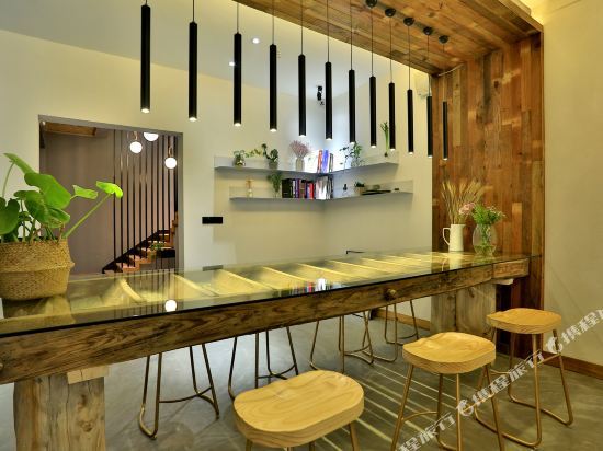 Wuzhen Xizha Yunshu Art Hotel — фото 1