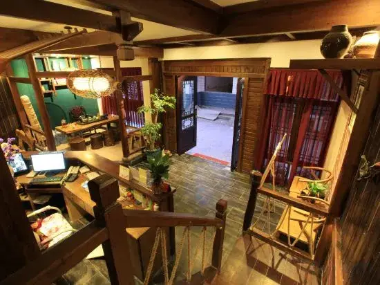 Чжанцзяцзе: Bo Meng Ju Inn