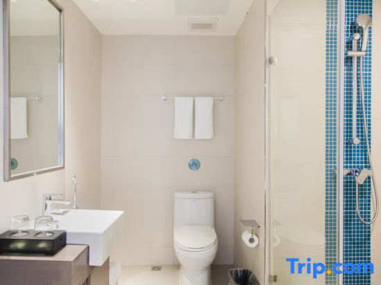 Шанхай: Homeinn Selected Hotel (Shanghai Jiading New City Malu Subway Station Branch)