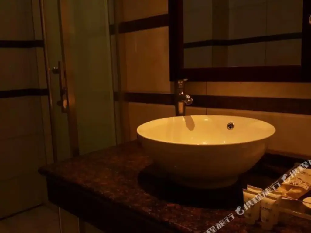 Чжаньцзян: Wuchuan Tianyou Business Hotel (Wuchuan International Airport)