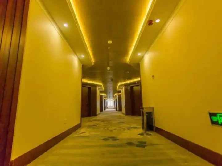 Хуайнань: Lafei Holiday Hotel