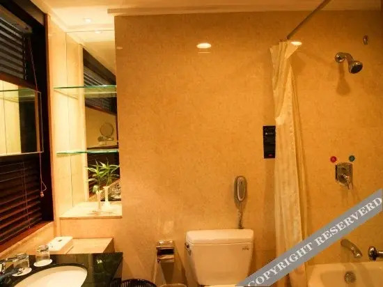 Ухань: Swiss-Belhotel Lotus Lake Wuhan