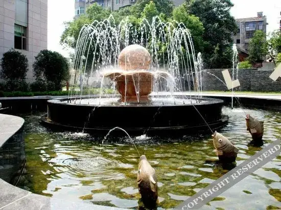 Ухань: Swiss-Belhotel Lotus Lake Wuhan