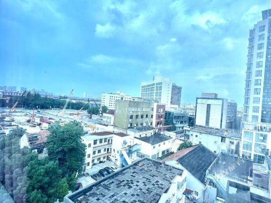 Шанхай: Super 8 Kunshan Renmin Road Pedestrian Street
