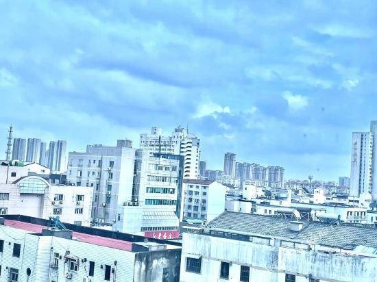Шанхай: Super 8 Kunshan Renmin Road Pedestrian Street