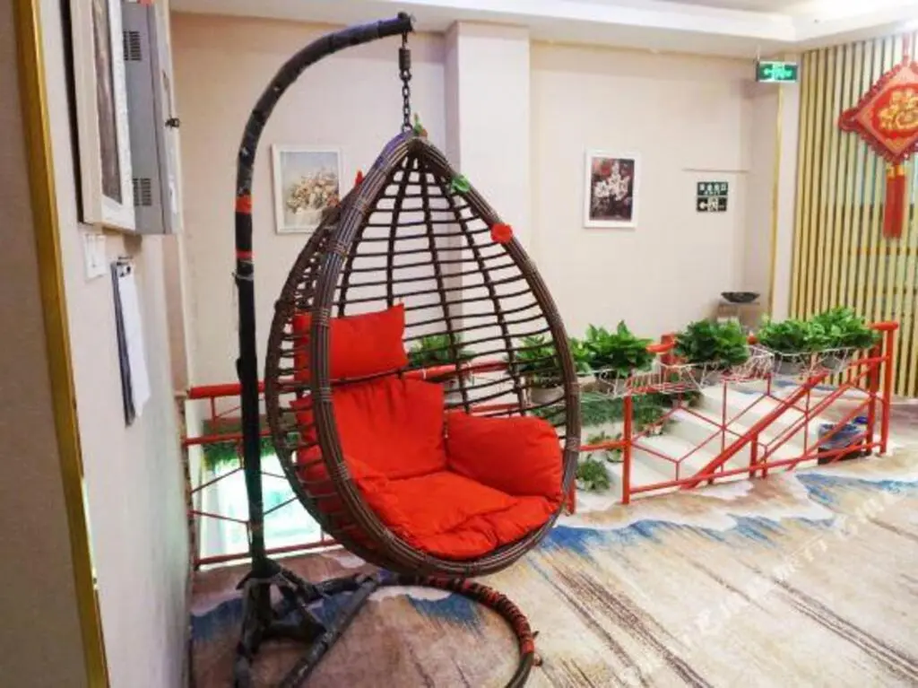 Шэньчжэнь: Jiangnan Boutique Hotel Shenzhen Hongling Subway Station