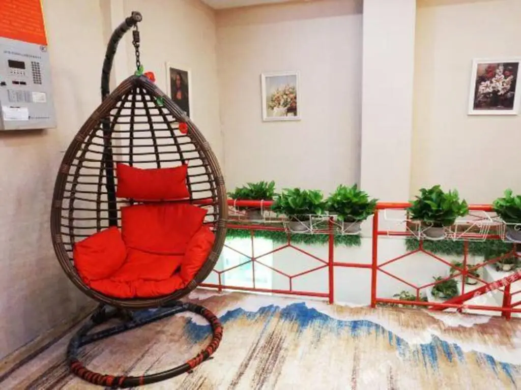 Шэньчжэнь: Jiangnan Boutique Hotel Shenzhen Hongling Subway Station