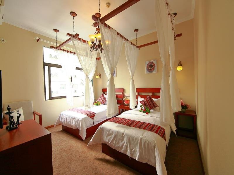 Чэнду: Towo Topping Hotel (Chengdu Tianfu Square Chunxi Road)