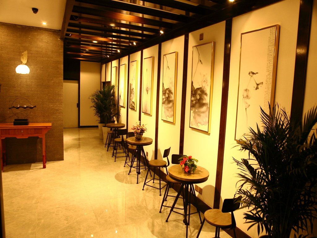 Чэнду: Towo Topping Hotel (Chengdu Tianfu Square Chunxi Road)
