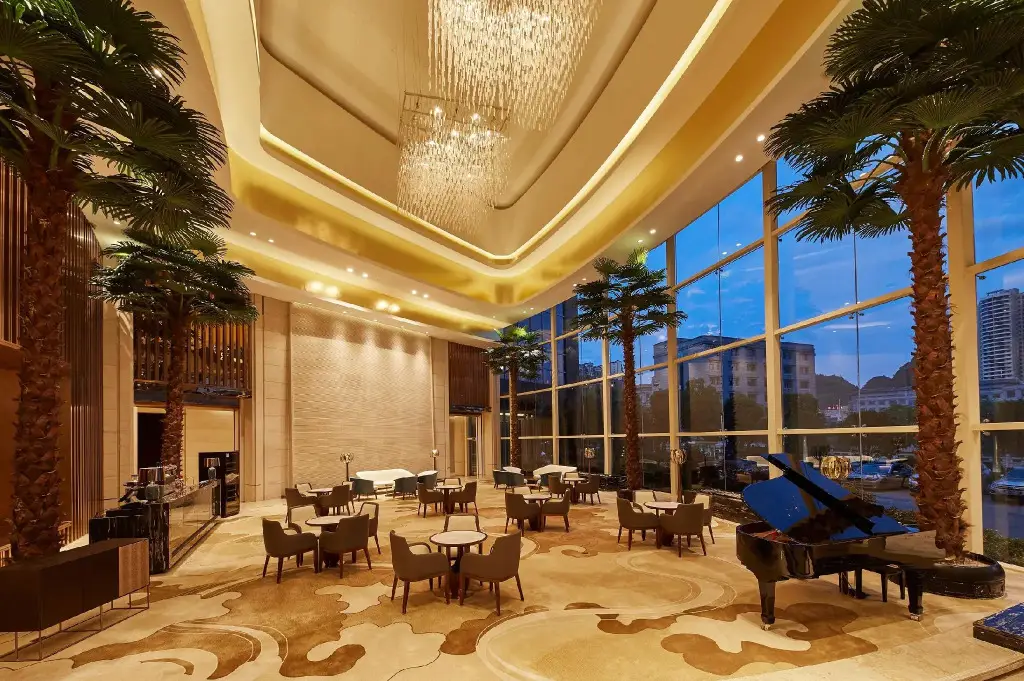 Лупаньшуй: Four Points by Sheraton Liupanshui