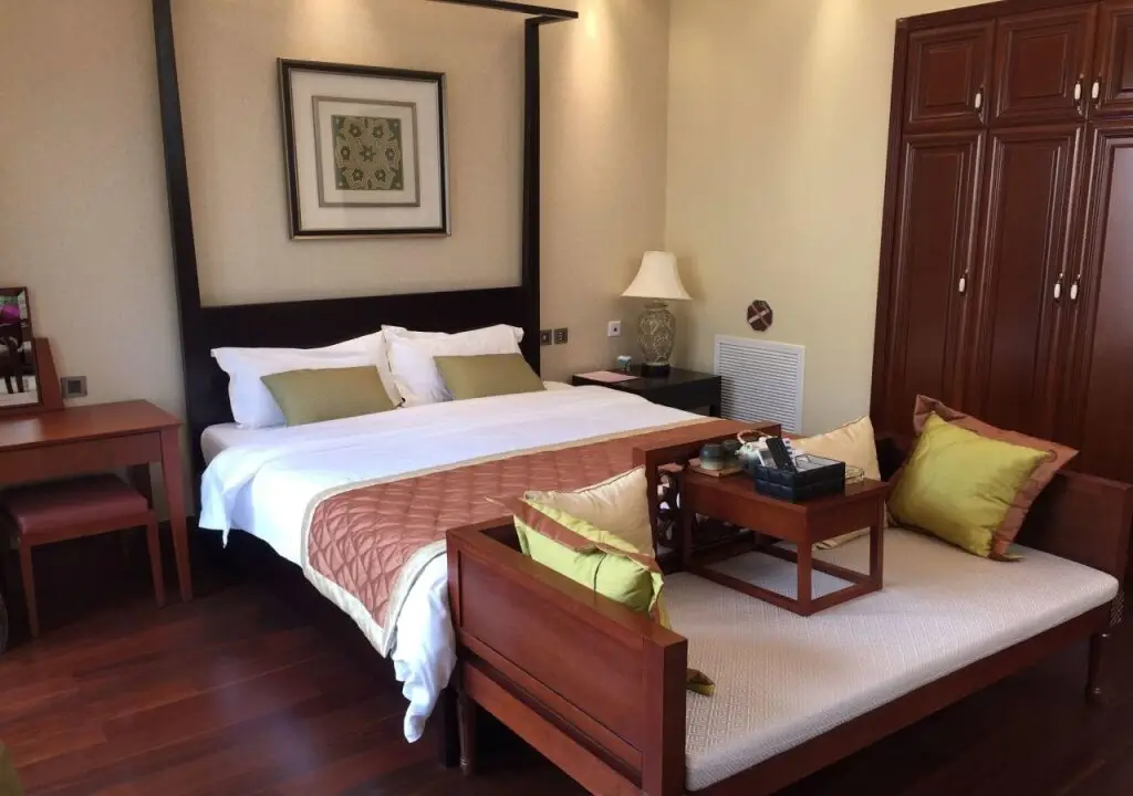 Яньтай: LongFor Holiday Hotel Yantai
