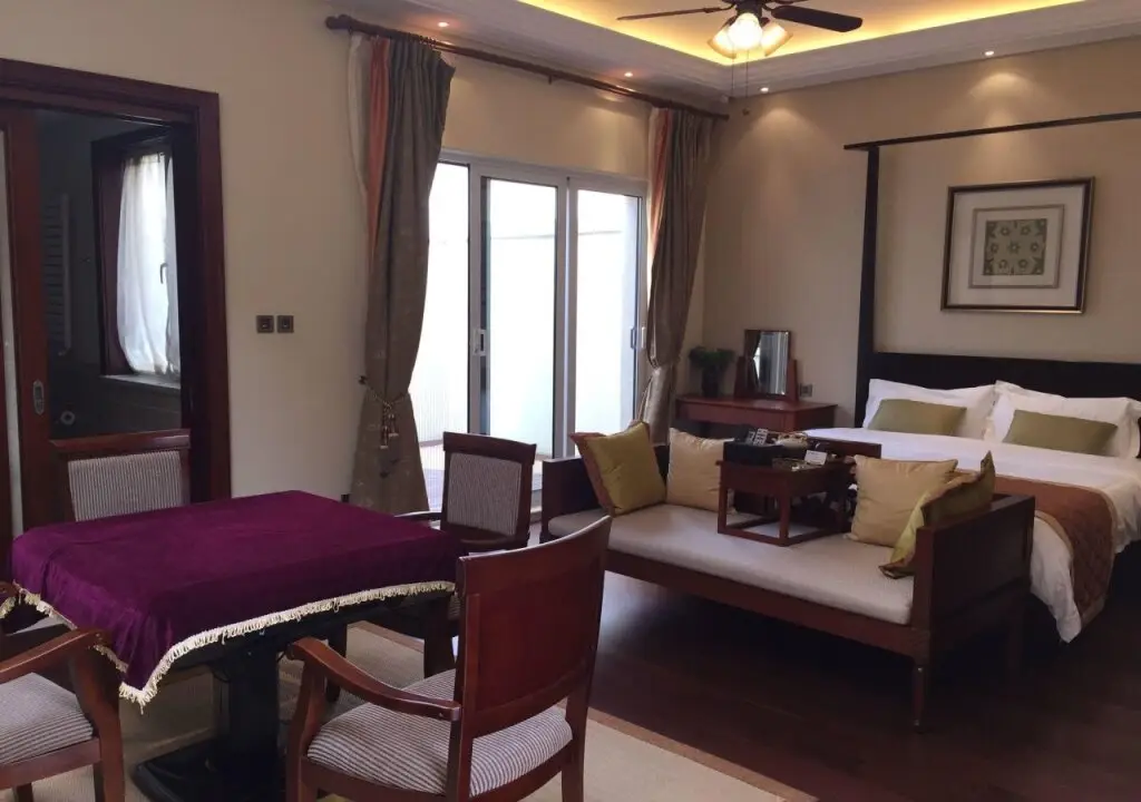 Яньтай: LongFor Holiday Hotel Yantai