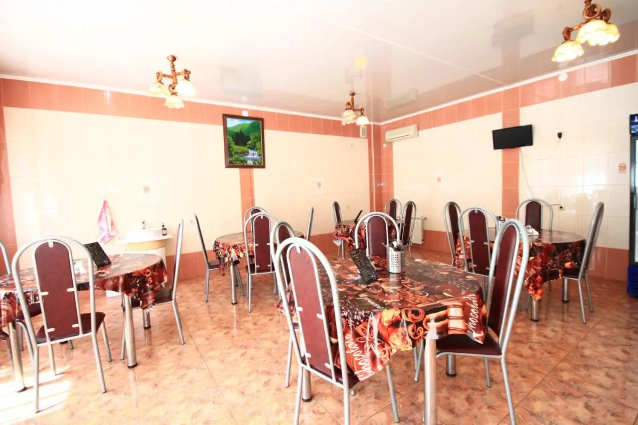 Витязево: Guest house Aleks