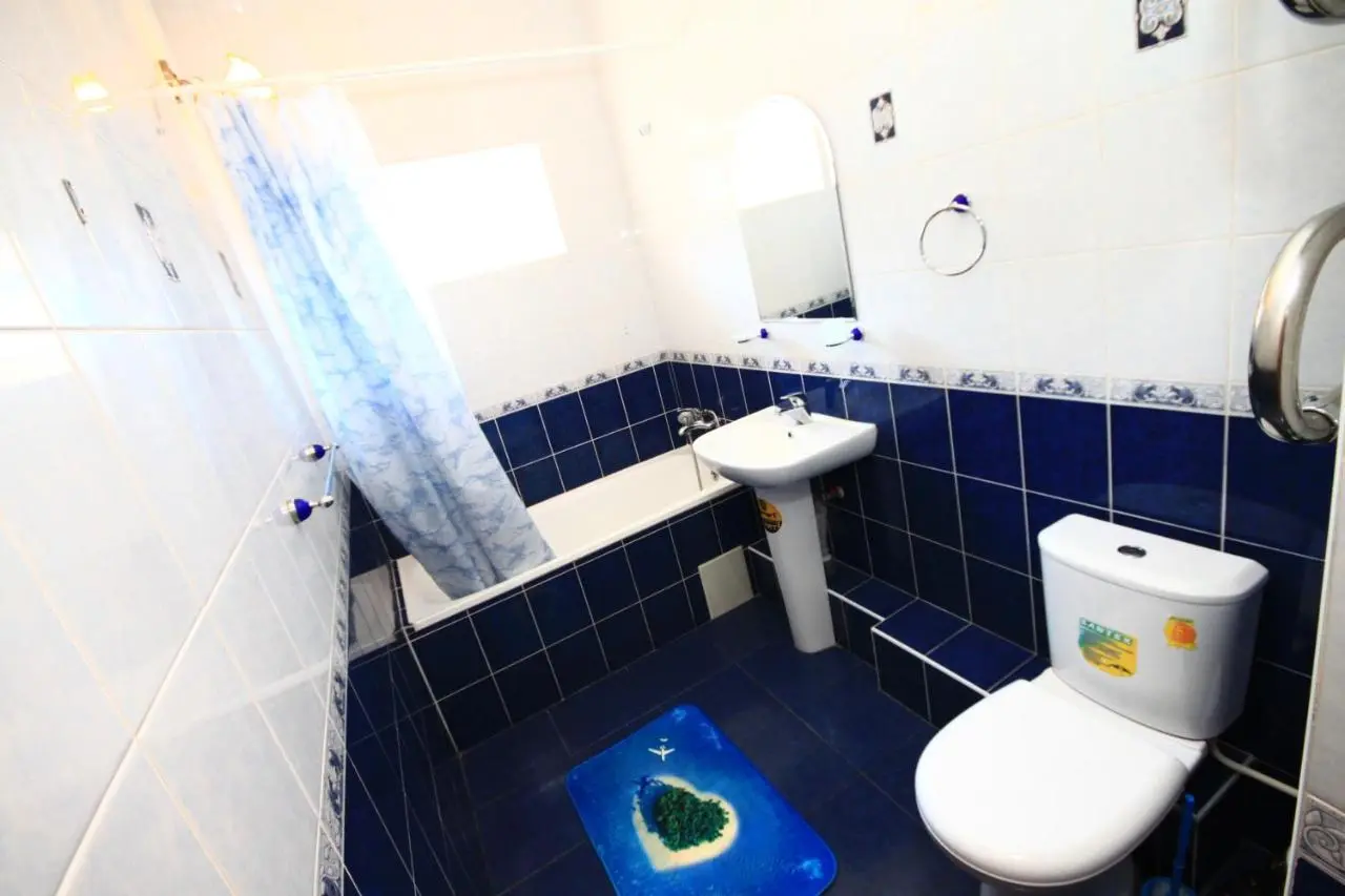 Витязево: Guest house Aleks