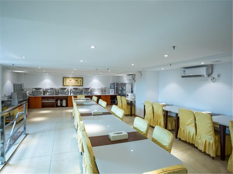 Гуанчжоу: Vienna Hotel Guangzhou Nanpu Station Branch